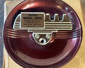 *NOS   VINTAGE SOUTHSIDE HARDWARE CO. PROMO ASHTRAY