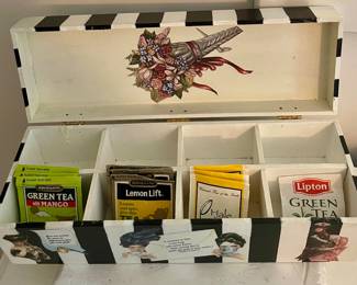 APPLIQUE TEA BOX