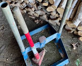 LOG SPLITTING RACK