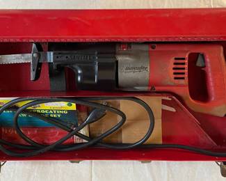 MILWAUKEE HEAVY DUTY SAWZALL