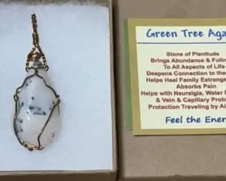 Green tree agate 