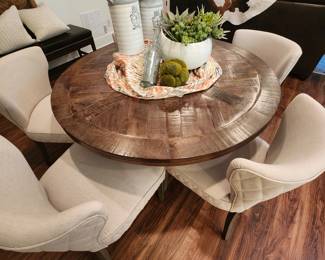 Charming Round Table and Chairs
