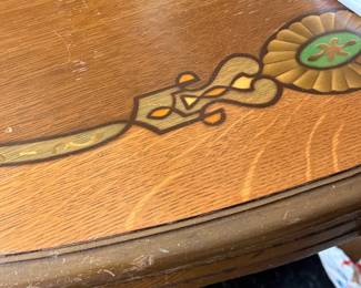 Table with pad and leaf 