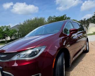 2017 Chrysler Pacifica *See Details Section for more Information*