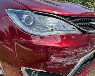 2017 Chrysler Pacifica *See Details Section for more Information*