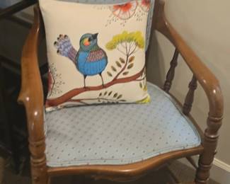 Victorian Style Spindle Back Side Chair