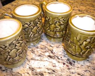 Ceramic mug set
