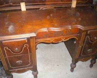 Antique dresser/ no mirror