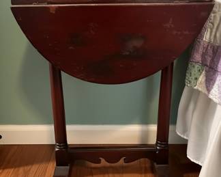 Drop Leaf Side Table 