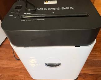 Royal 14MC Microcut Shredder