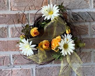 Floral Wreath with Roses and Daisies