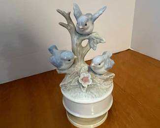 Otagiri Porcelain Figurine Music Box with Birds