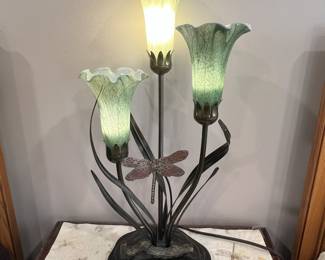 Tiffany Dragonfly Lily Style Table Lamp