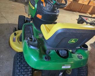 John Deere D Riding Mower