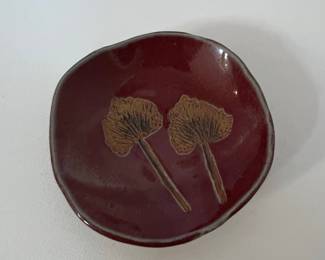 RAS Ginkgo Leaf Motif Pottery Dish
