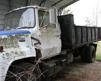 1979 Ford 7000 Dump Truck  NOT Running
