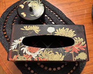 Vintage tissue box set