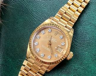  Rolex Datejust 18k Oyster Perpetual - Price $20,000