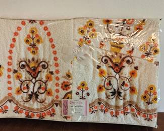 Vintage Linens