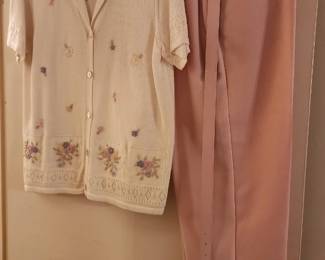Vintage Women's Clothing