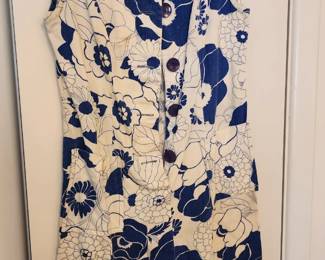 Vintage Women's Clothing
