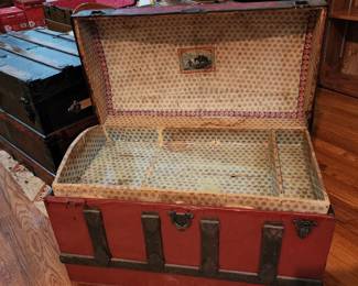Vintage Travel Chest/Trunk