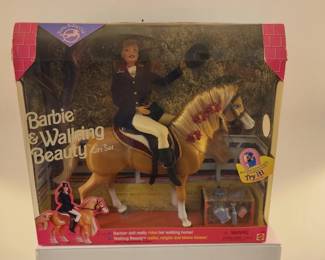 Riding Club Barbie Doll & Walking Beauty Horse Giftset 1998 Mattel