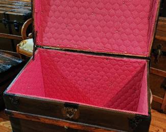 Vintage Travel Chest/Trunk