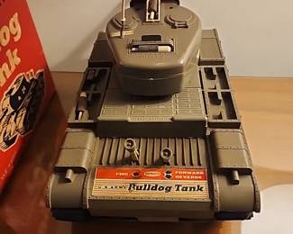 Vtg Remco # 24 U.S. Army Bulldog Tank in Original Box (Box in very used condition