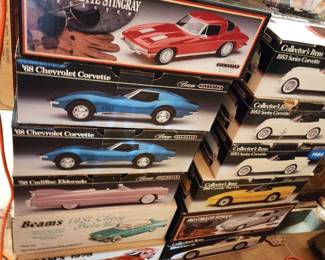 Collection of boxed 1/18 scale diecast cars