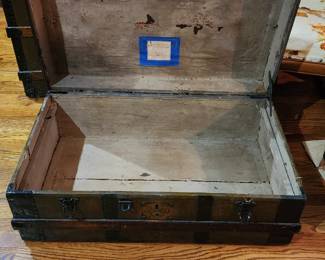 Vintage Travel Chest/Trunk