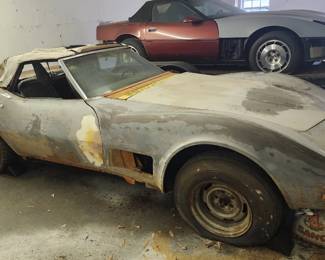 1972 CHEVROLET CORVETTE CONVERTIBLE  A 1972 Corvette convertible. A no-engine “roller”. Ontario Orange with a Saddle interior originally.