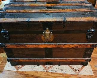 Vintage Travel Chest/Trunk