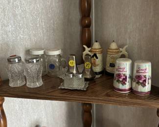 salt and pepper shakers