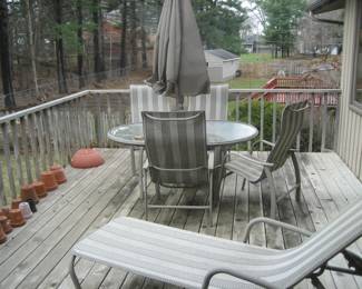 Homecrest deck furniture, garden pots