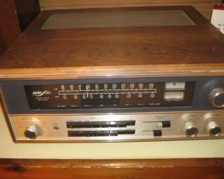 MAC 1900 receiver radio