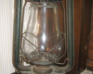 Hurricane lantern