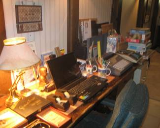 Office supplies, adjustable brass lamp