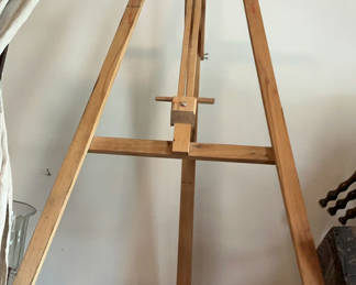 Lot 16: Two Wood Easels