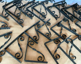 Lot 33: Wrought Iron Decorative Shelf Brackets.