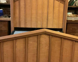 Lot 25: Cathedral Style Cherry Wood Veneer Queen Bed