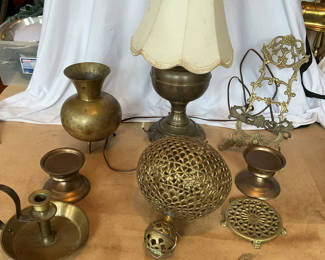 Lot 36: Vintage Brass Decor