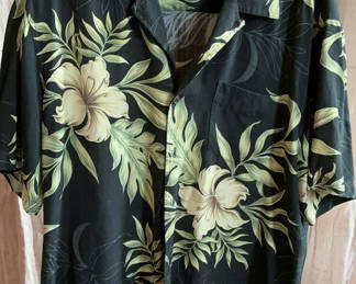 Lot 113: 7 men's Hawaiian Shirts