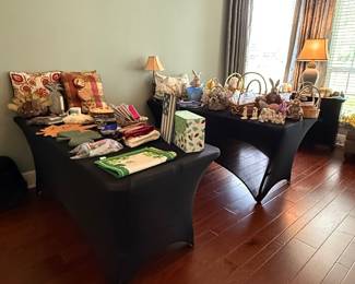 Holiday decor, frames, lamps