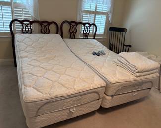 SLEEP NUMBER KING SIZE BED OR TWO TWIN BEDS