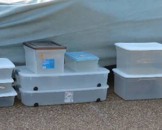 Storage totes