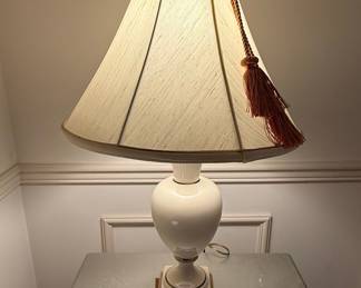 Mid-Century Ceramic Urn Table Lamp Style