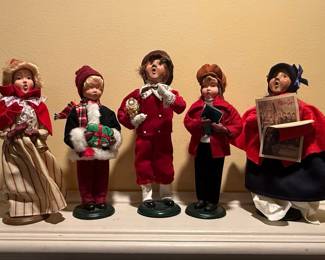 Byers' Choice Carolers