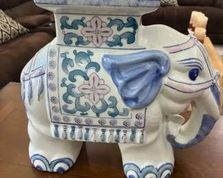 Elephant Trunk Down Planter Stand