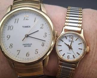 Mens Women Vintage Timex Set Metal Tones